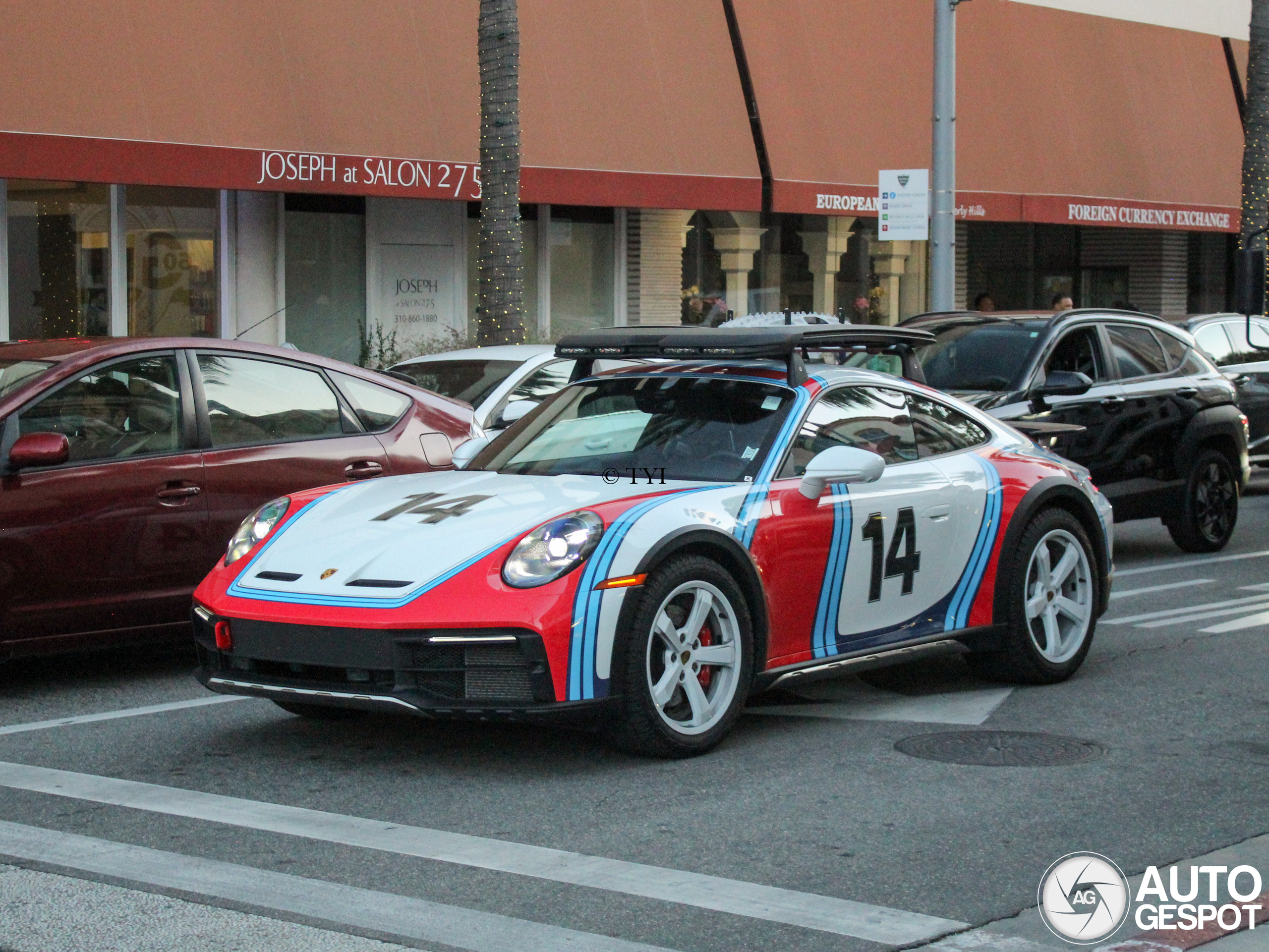 Porsche 992 Dakar