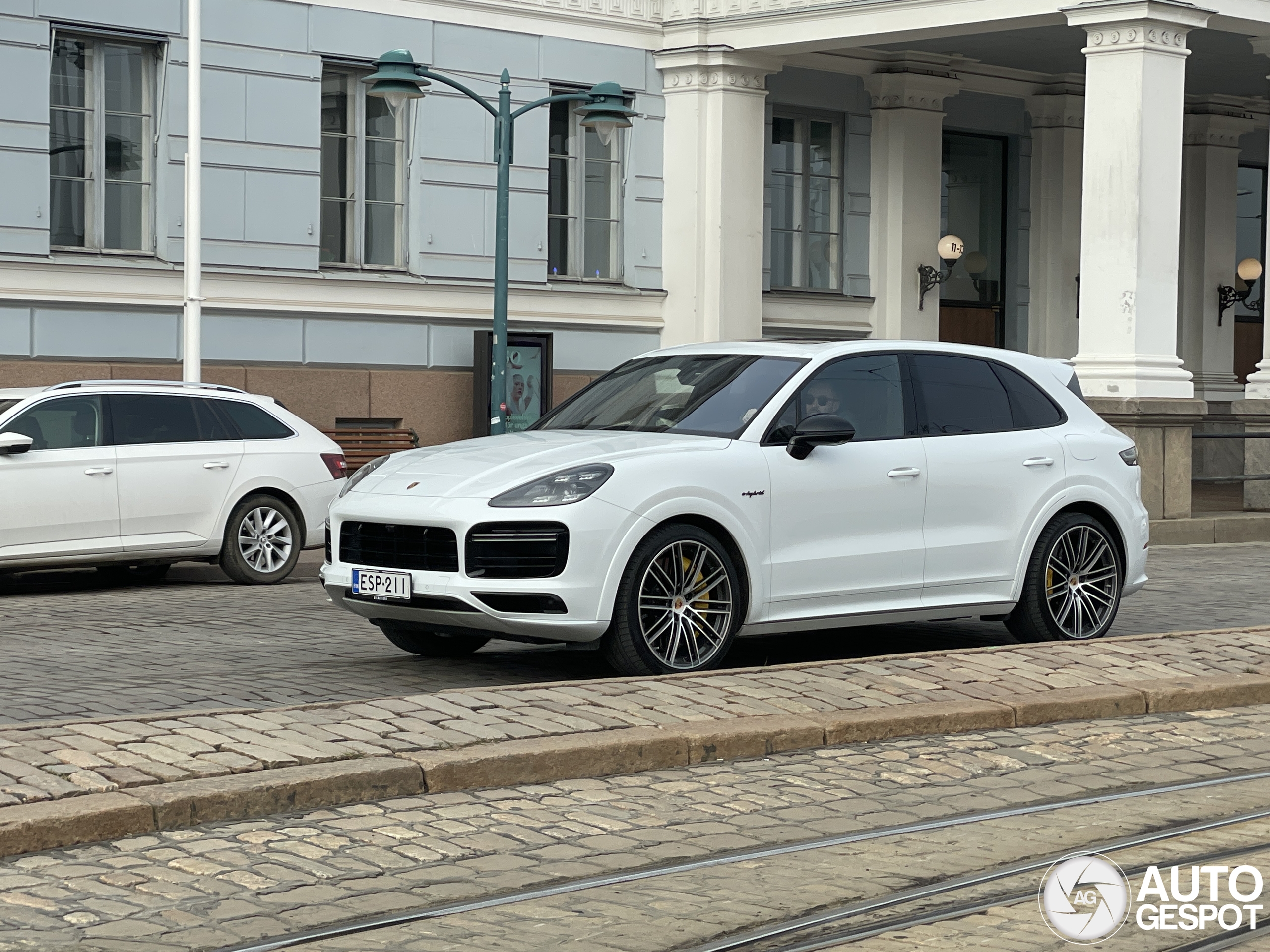 Porsche Cayenne Turbo S E-Hybrid