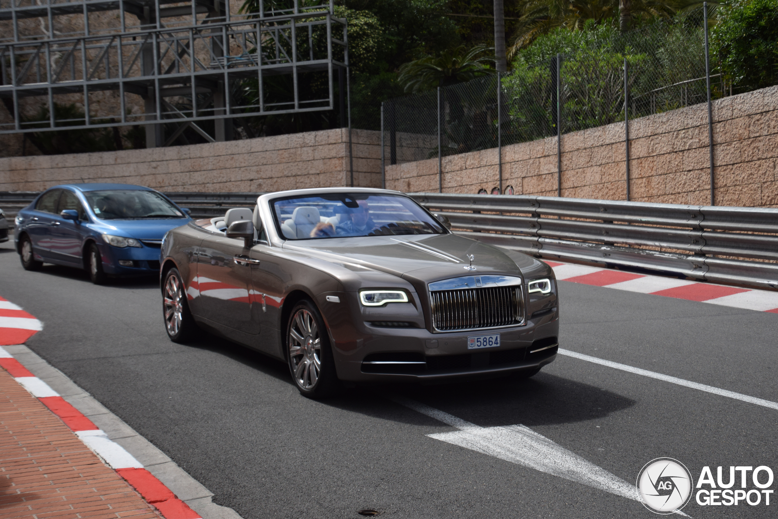 Rolls-Royce Dawn
