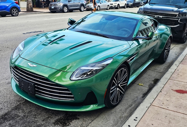 Aston Martin DB12