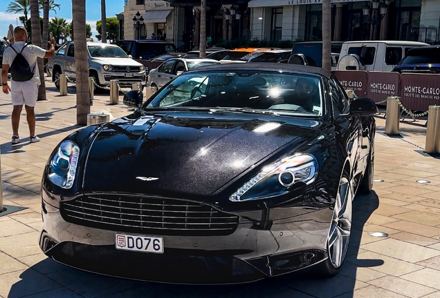 Aston Martin DB9 Volante 2013