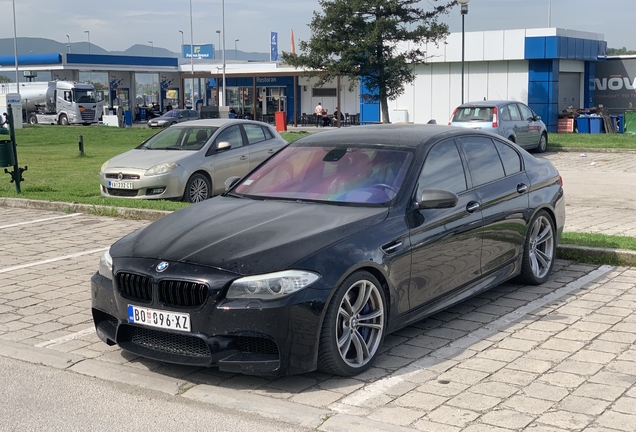 BMW M5 F10 2011