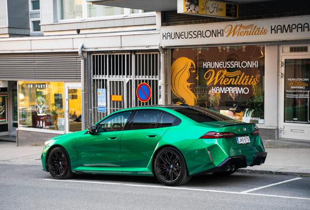 BMW M5 G90