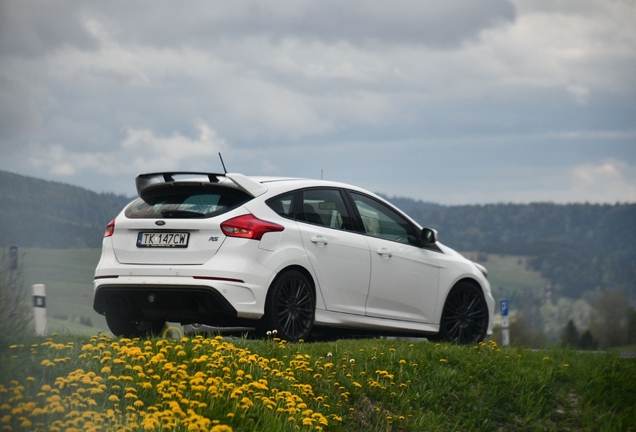 Ford Focus RS 2015
