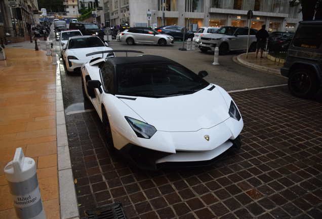 Lamborghini Aventador LP750-4 SuperVeloce Roadster