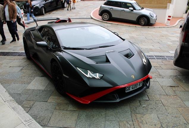 Lamborghini Huracán LP640-2 STO