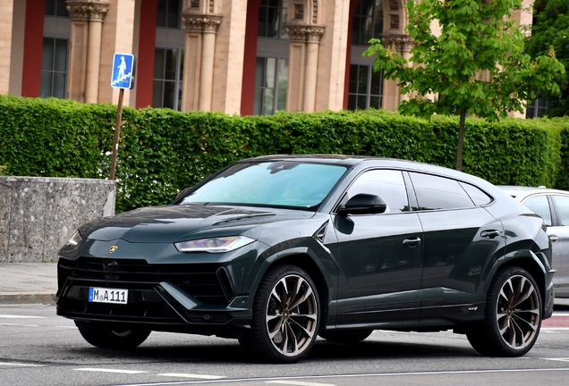 Lamborghini Urus S