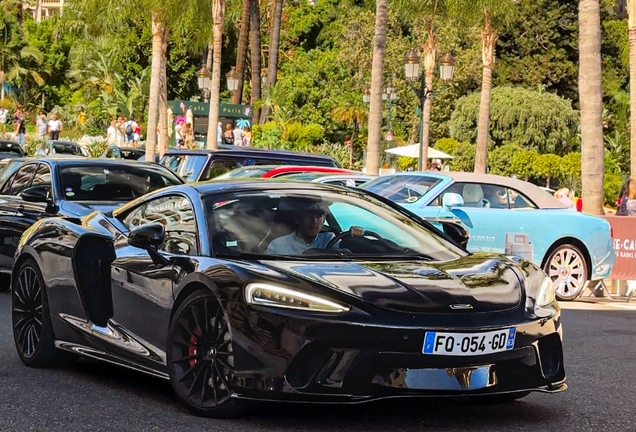 McLaren GT