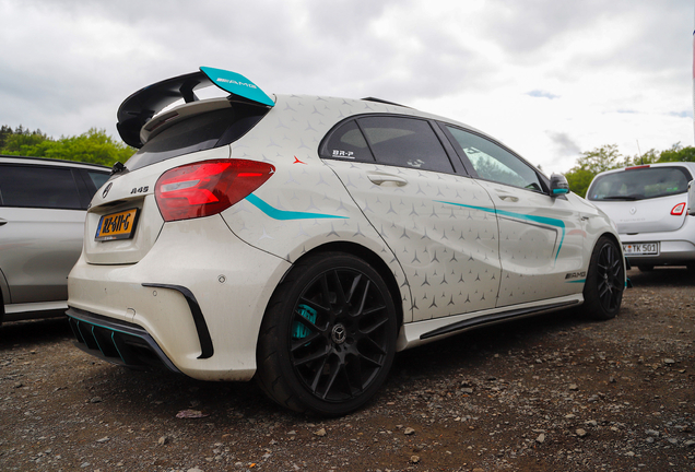 Mercedes-AMG A 45 W176 2015