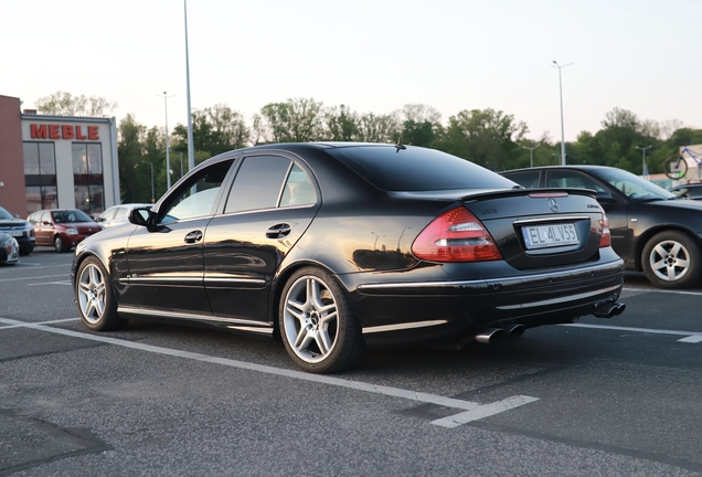 Mercedes-Benz E 55 AMG