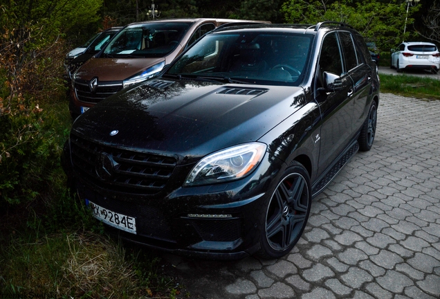 Mercedes-Benz ML 63 AMG W166