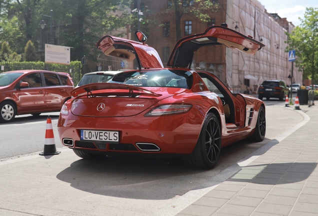 Mercedes-Benz SLS AMG