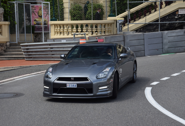 Nissan GT-R 2011