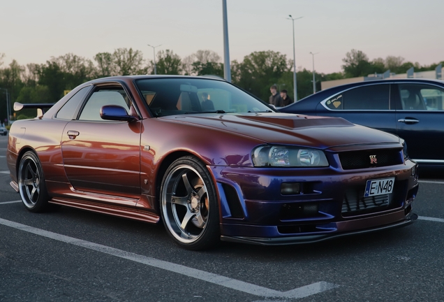 Nissan Skyline R34 GT-R