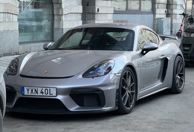 Porsche 718 Cayman GT4