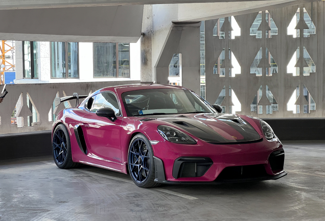 Porsche 718 Cayman GT4 RS Weissach Package