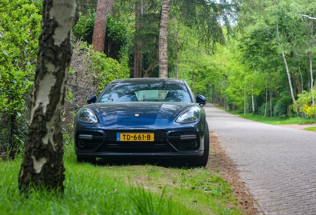 Porsche 971 Panamera Turbo S E-Hybrid