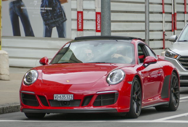 Porsche 992 Carrera GTS