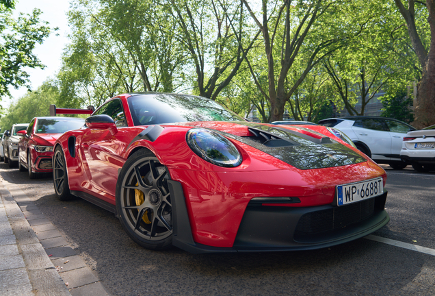 Porsche 992 GT3 RS MkI Weissach Package