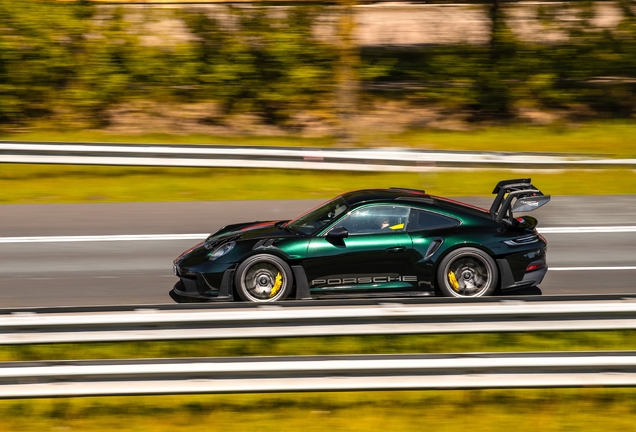 Porsche 992 GT3 RS Weissach Package