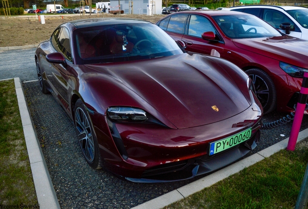 Porsche Taycan Turbo