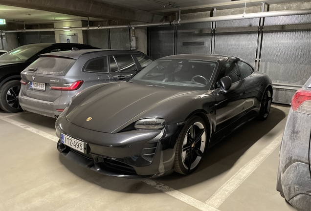 Porsche Taycan Turbo