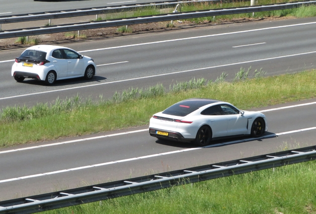 Porsche Taycan Turbo S