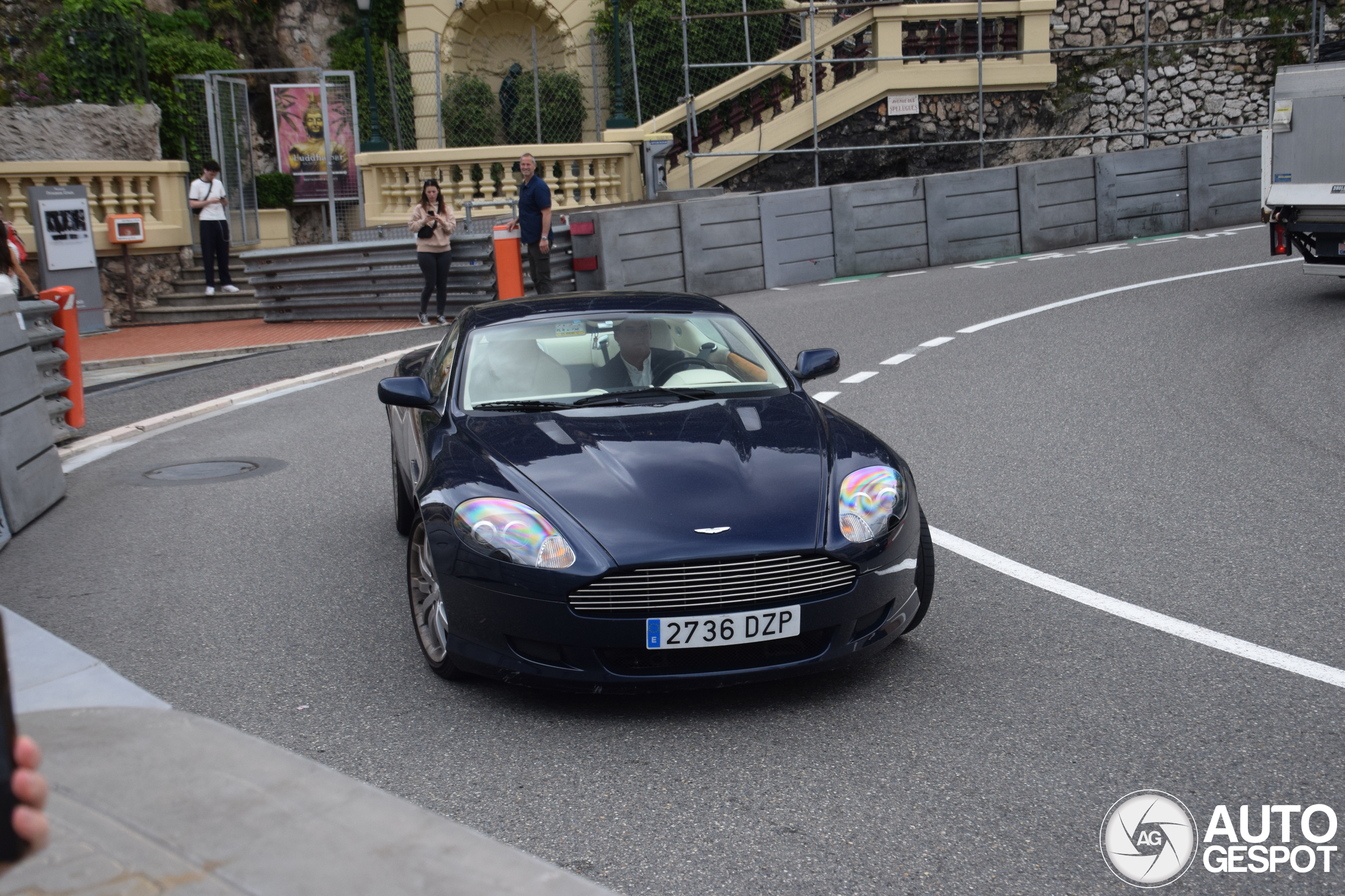 Aston Martin DB9
