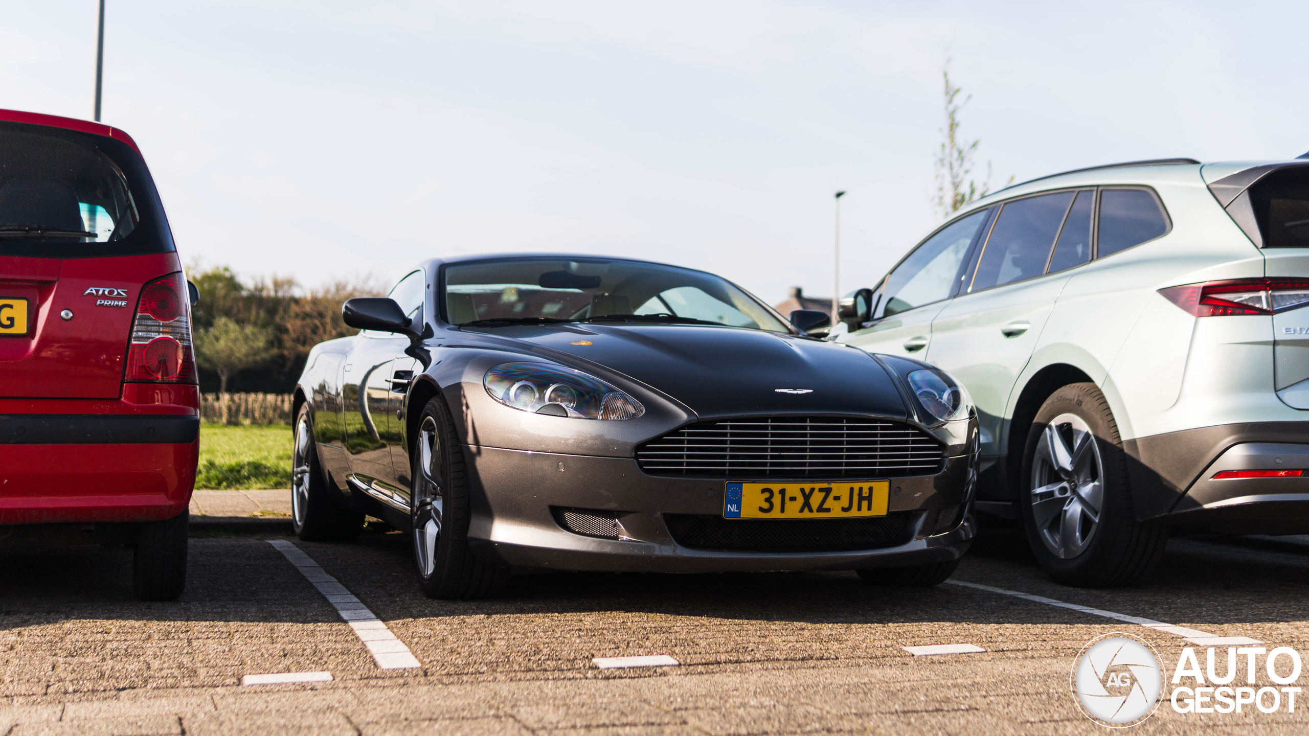 Aston Martin DB9