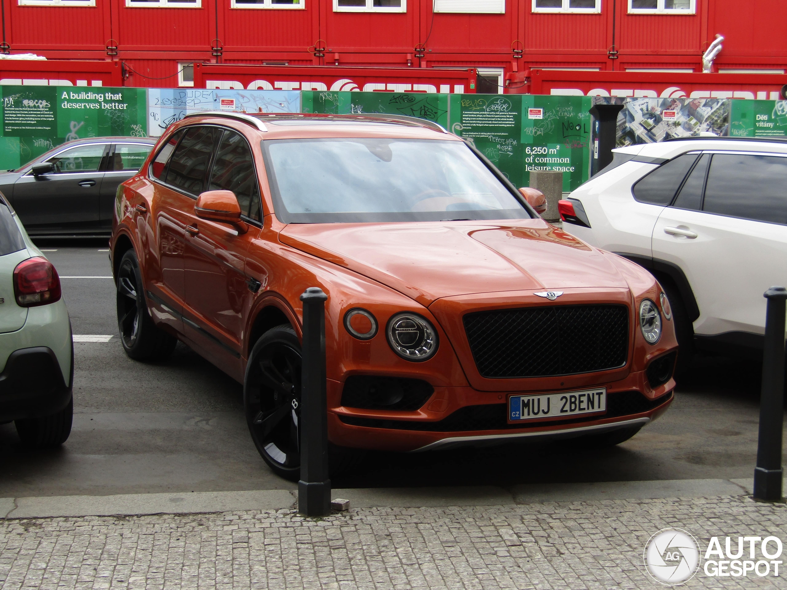 Bentley Bentayga V8