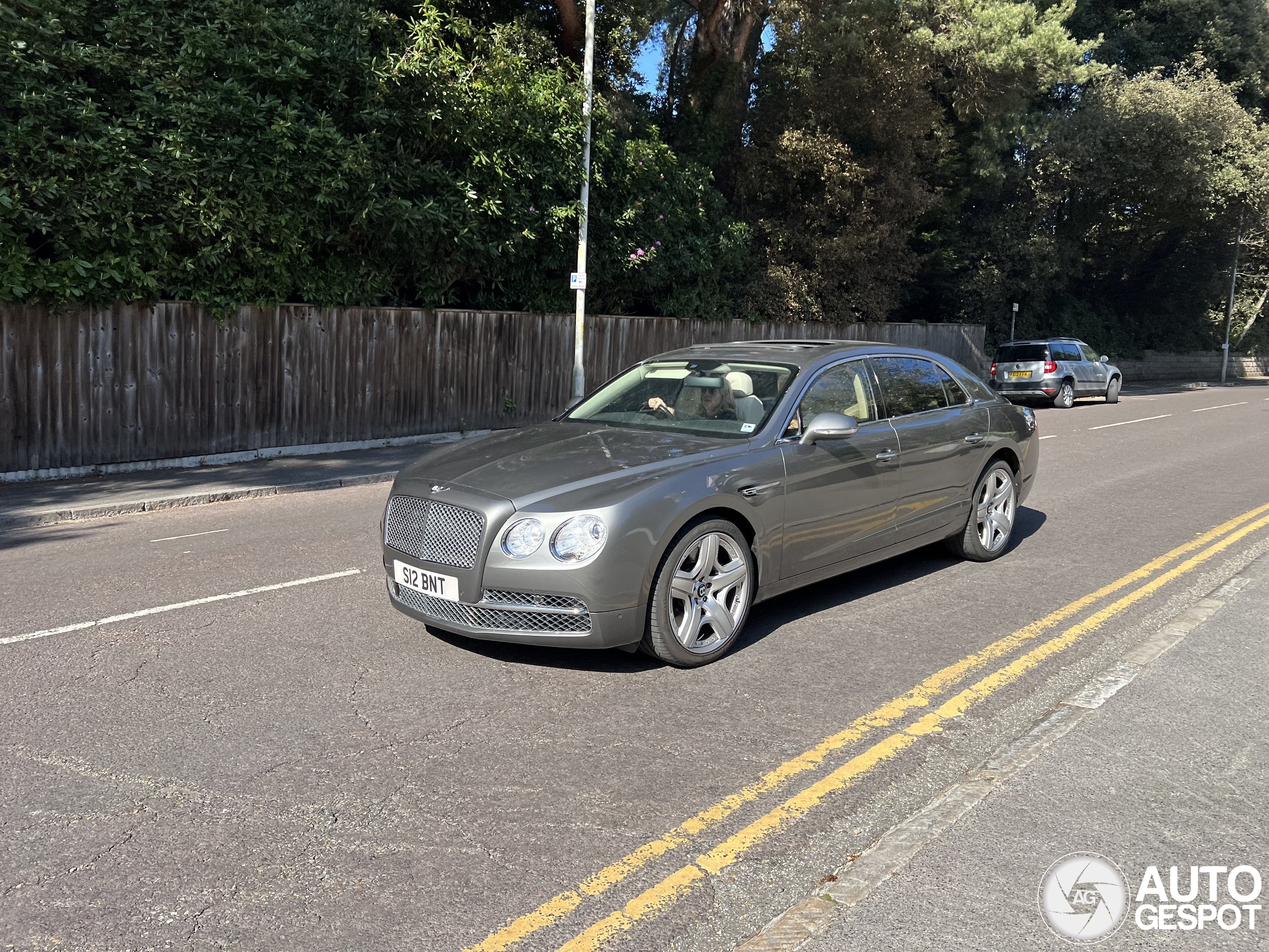 Bentley Flying Spur W12