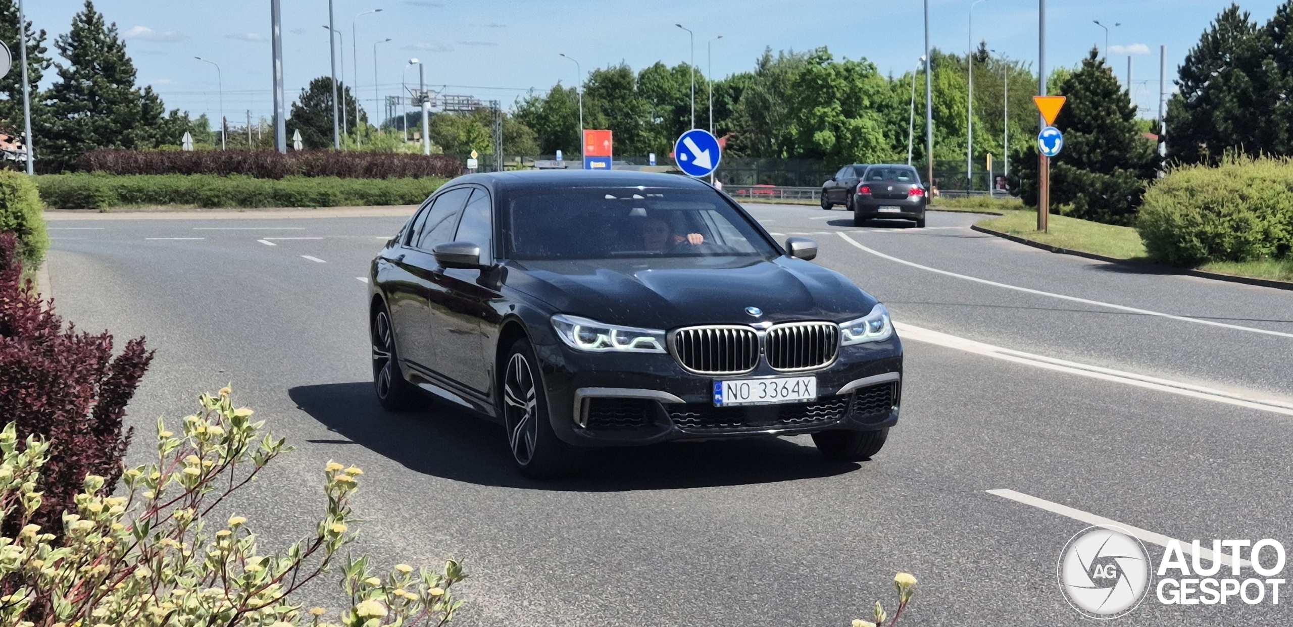 BMW M760Li xDrive