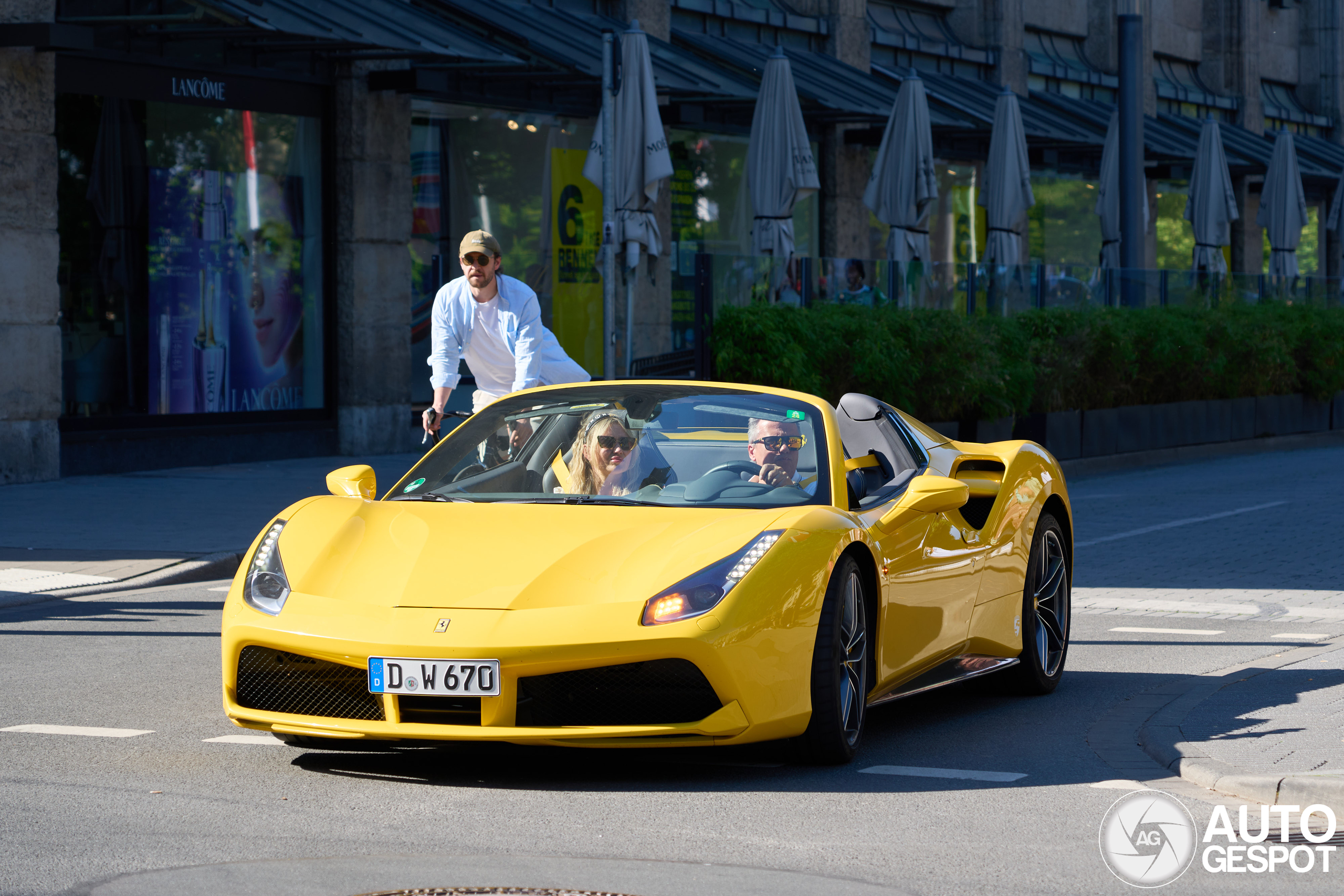 Ferrari 488 Spider