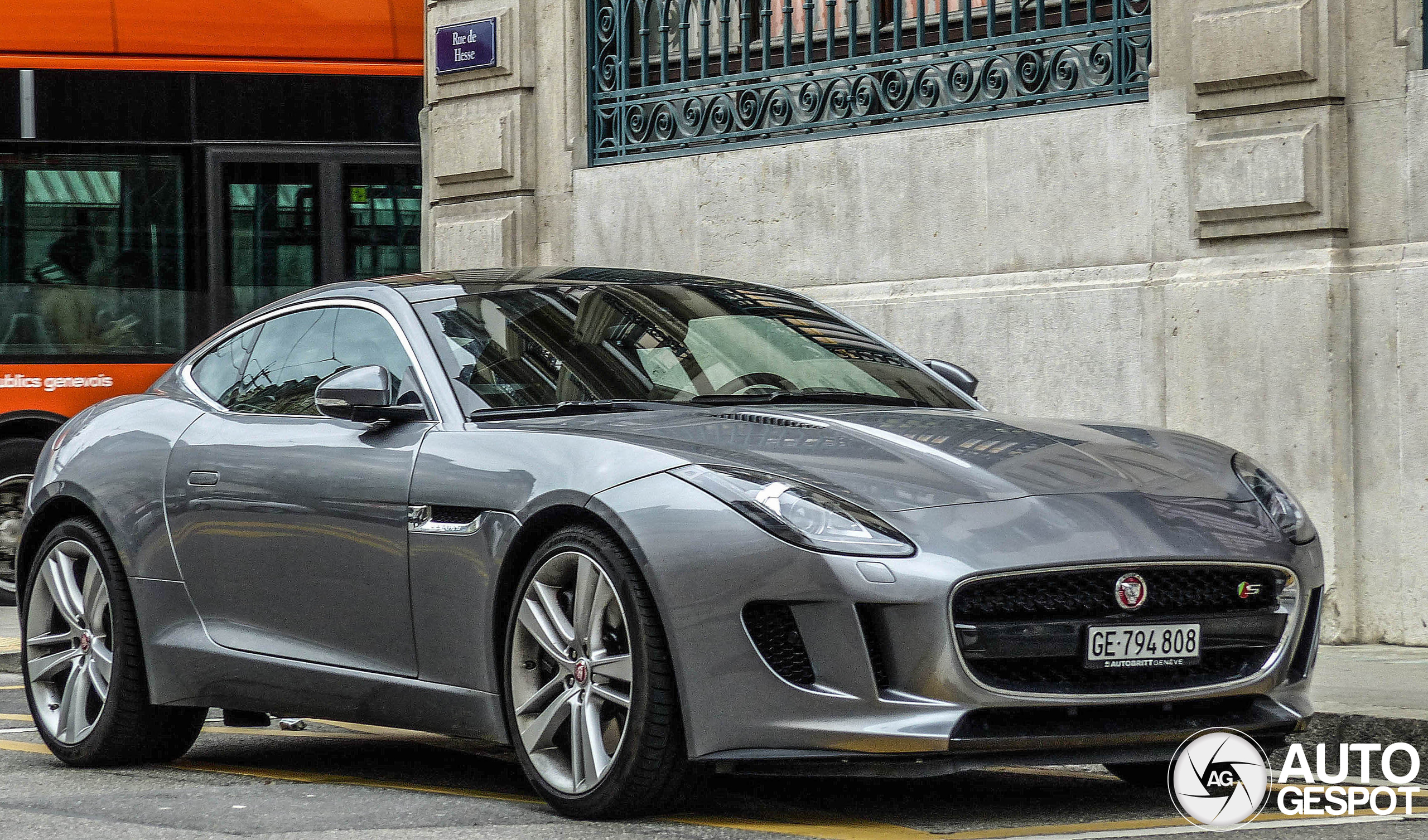 Jaguar F-TYPE S Coupé