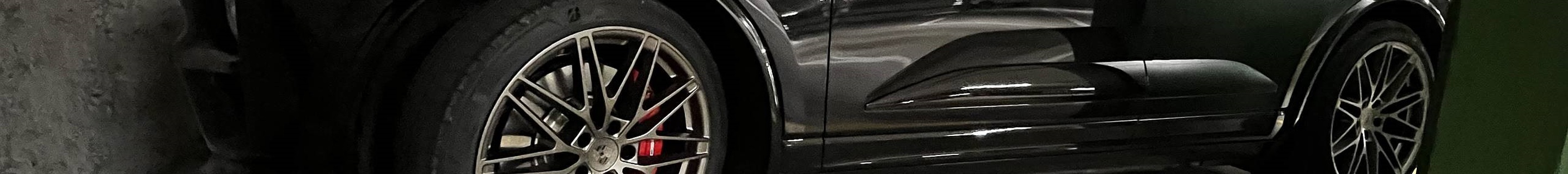 Porsche Macan EV Turbo