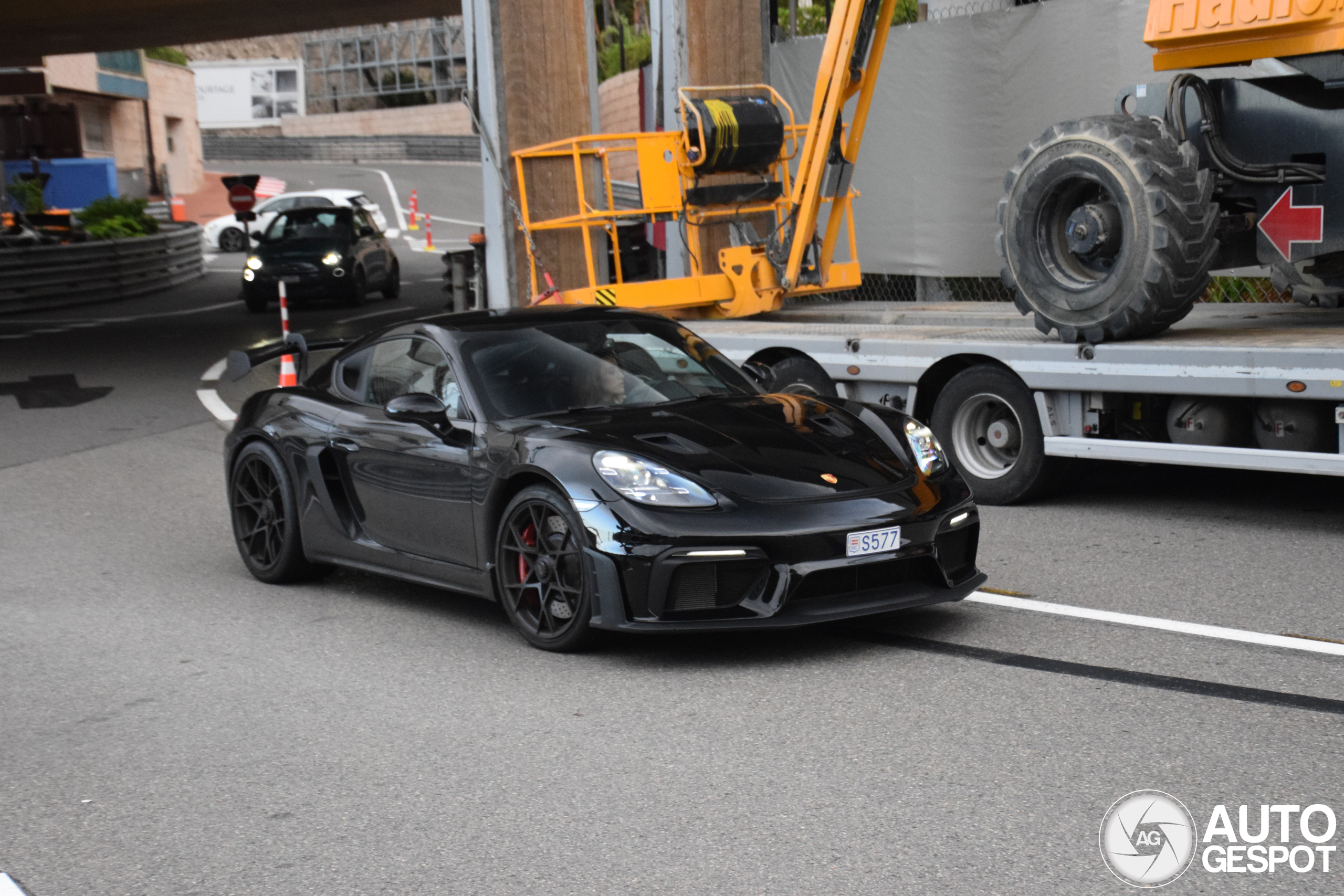 Porsche 718 Cayman GT4 RS