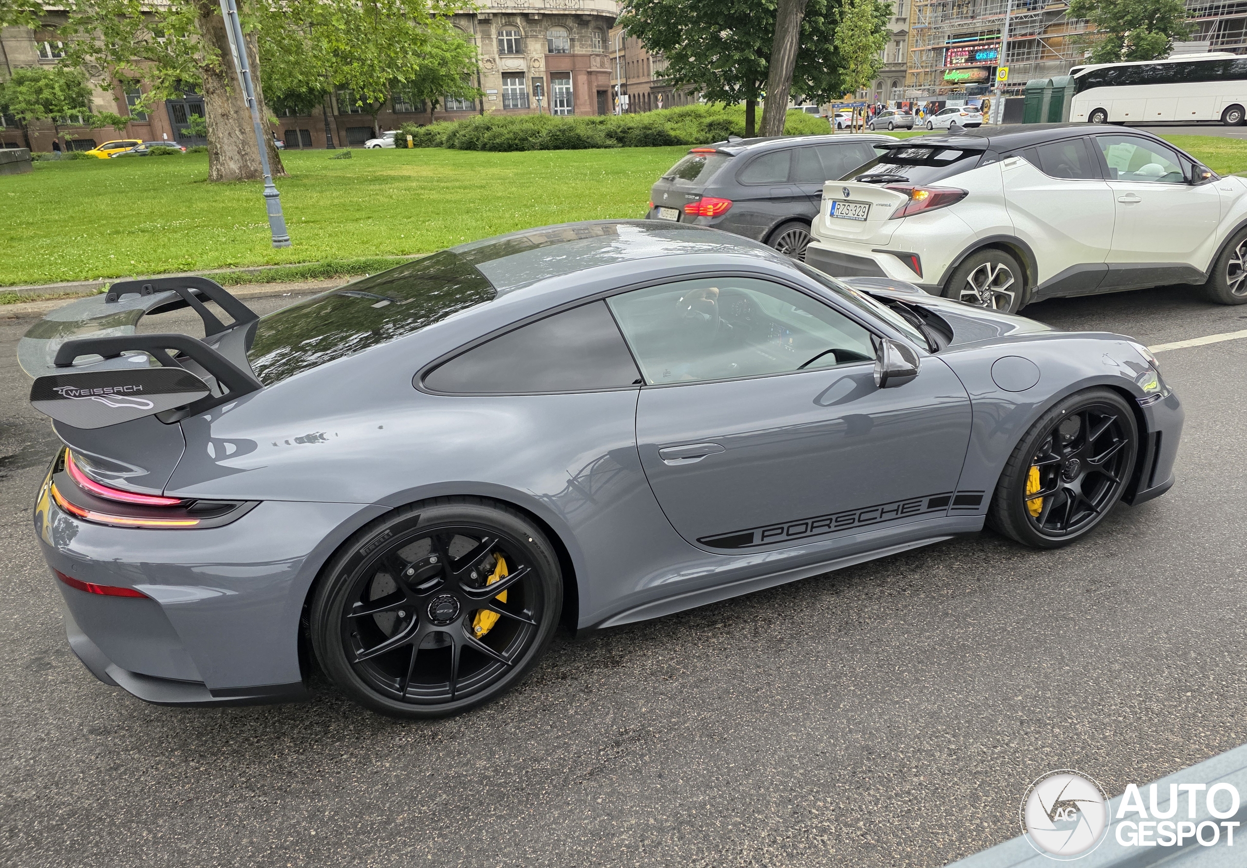 The 992 GT3 MkII Weissach Package in the wild: Five cars, five statements