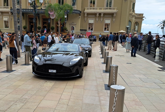 Aston Martin DB12 Volante