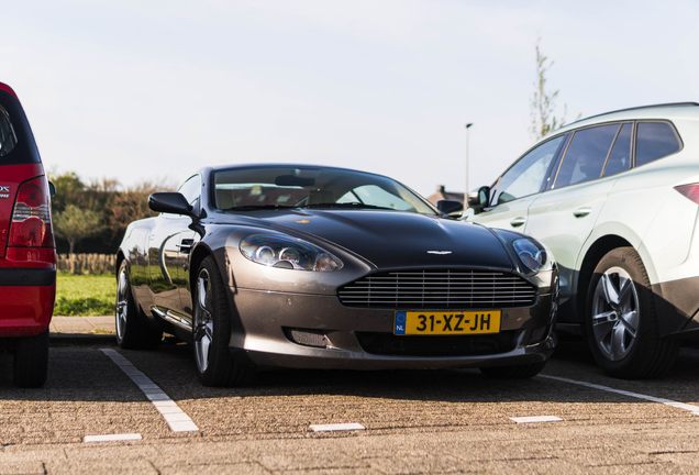 Aston Martin DB9