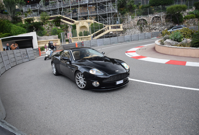 Aston Martin Vanquish S