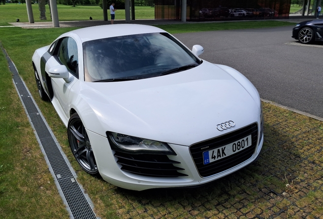 Audi R8
