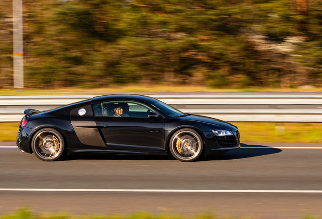 Audi R8 V10