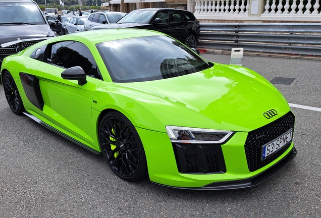 Audi R8 V10 Plus 2015
