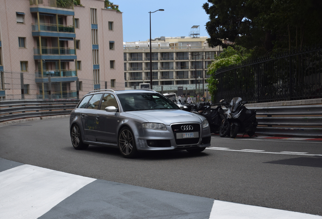 Audi RS4 Avant B7