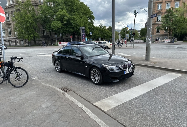 BMW M5 E60 2005