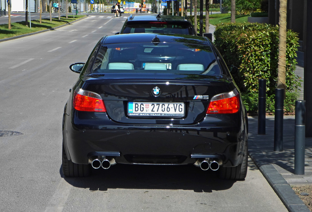 BMW M5 E60 2005