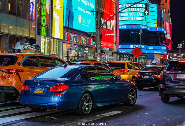 BMW M5 F10 2011