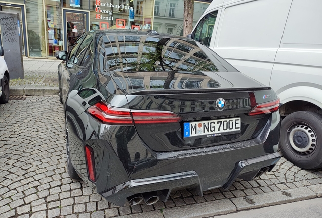 BMW M5 G90