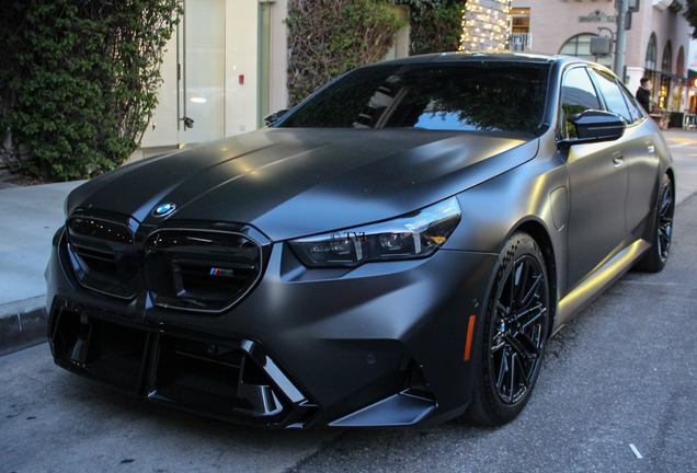 BMW M5 G90