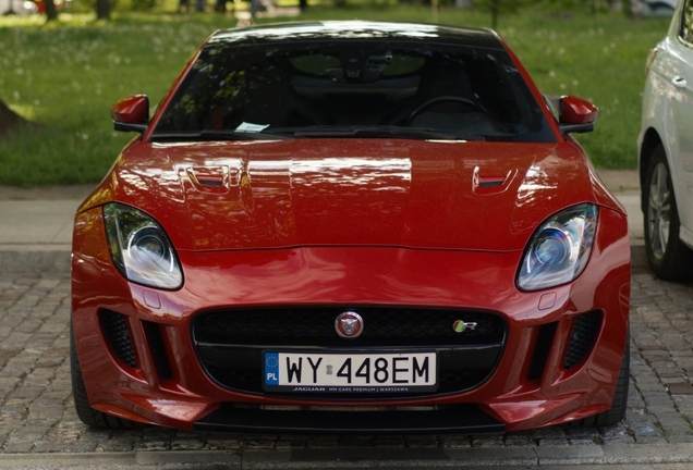 Jaguar F-TYPE R AWD Coupé